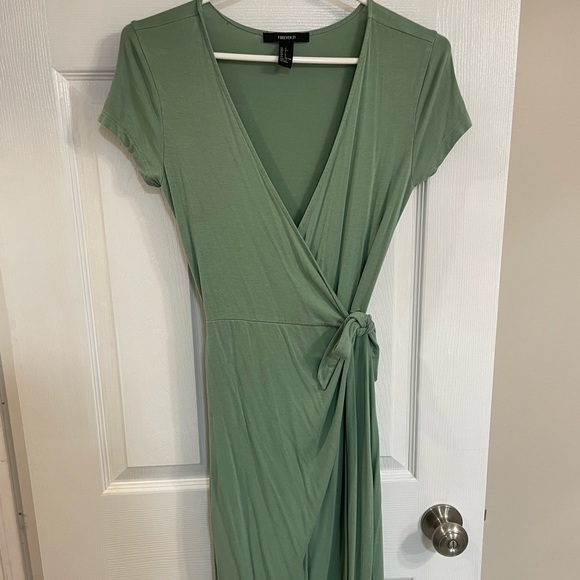 Aqua/pistachio colour wrap dress - Picture 1 of 3